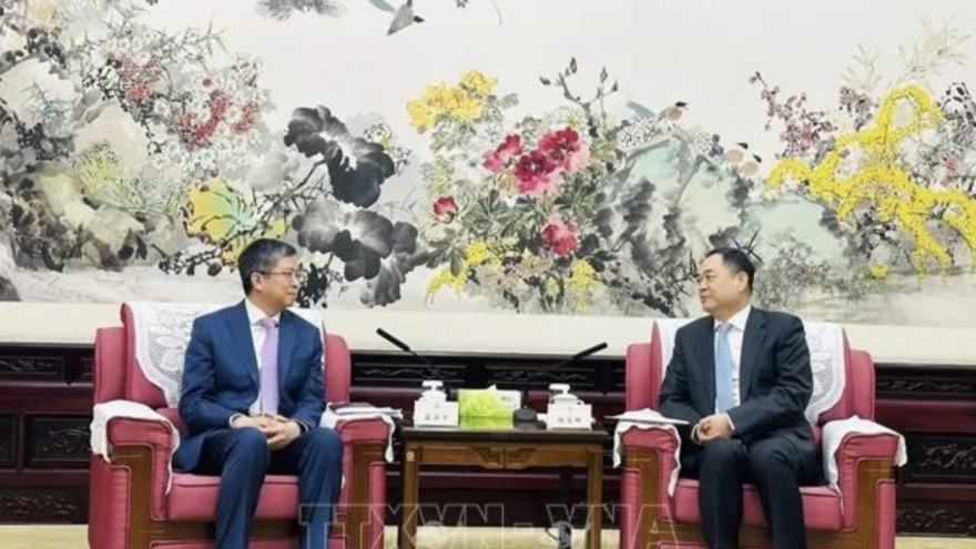 Vietnam, China boost people-to-people exchanges for mutual understanding